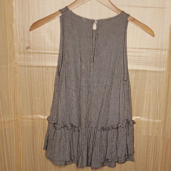 BP Womens Black White Micro Stripe Textured Flowy Ruffle Bottom Top XS - Picture 2 of 6